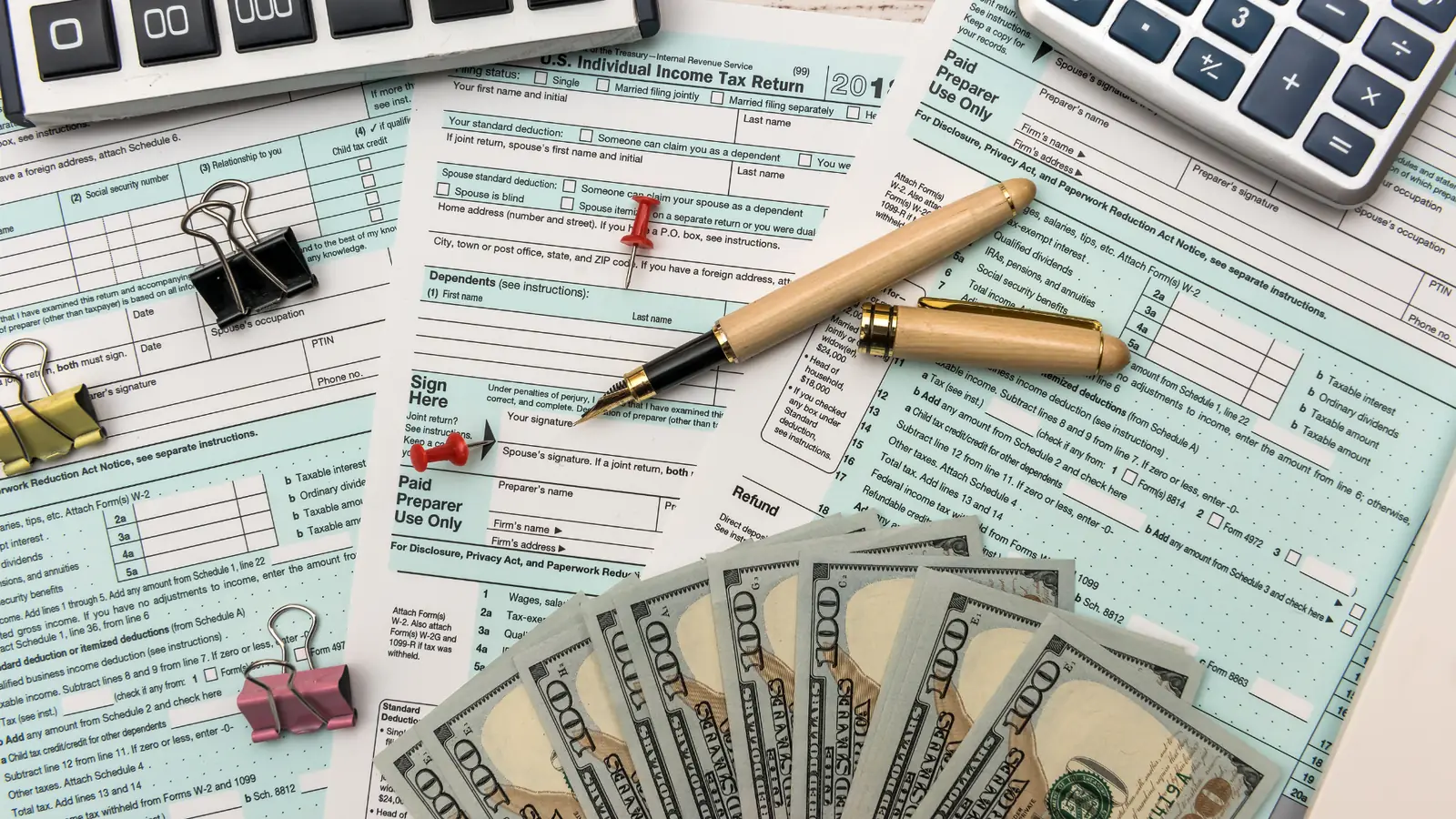 IRS Form 1040 and currency for US-Thailand annual expat tax checklist